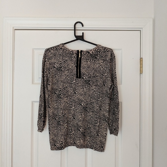 Dana Buchman tan & black printed sweater sz small - Picture 2 of 8